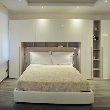 Andrea Luxury Apartments Strada Maggiore Studio 1 ボローニャ エクステリア 写真