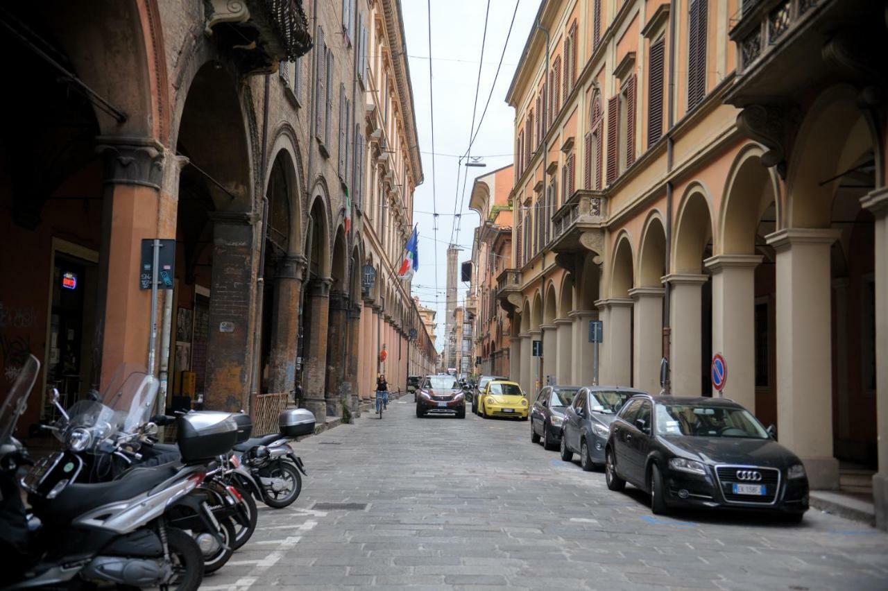 Andrea Luxury Apartments Strada Maggiore Studio 1 ボローニャ エクステリア 写真