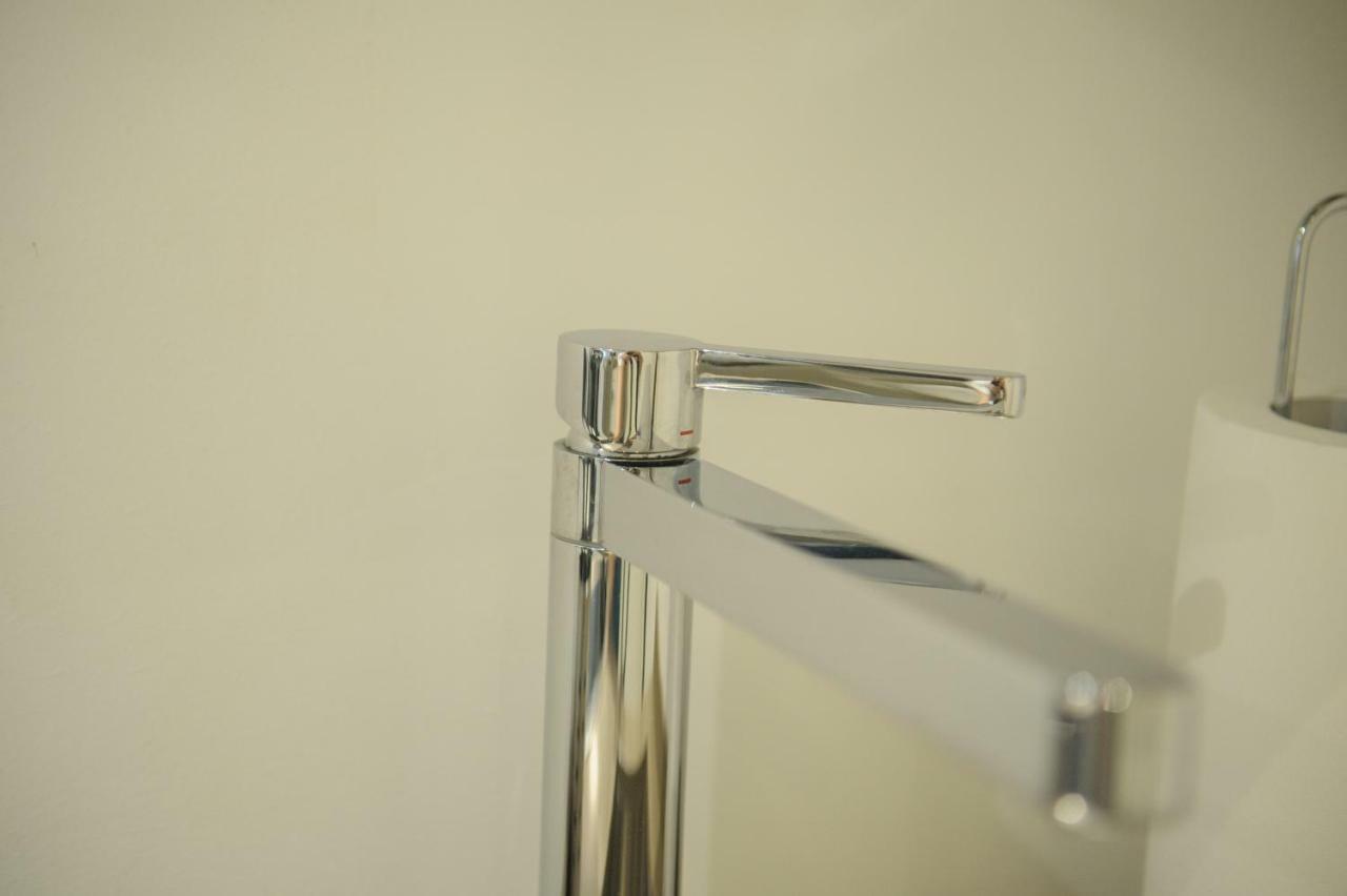Andrea Luxury Apartments Strada Maggiore Studio 1 ボローニャ エクステリア 写真