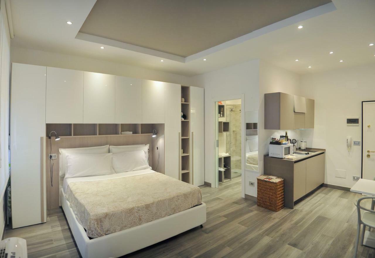 Andrea Luxury Apartments Strada Maggiore Studio 1 ボローニャ エクステリア 写真